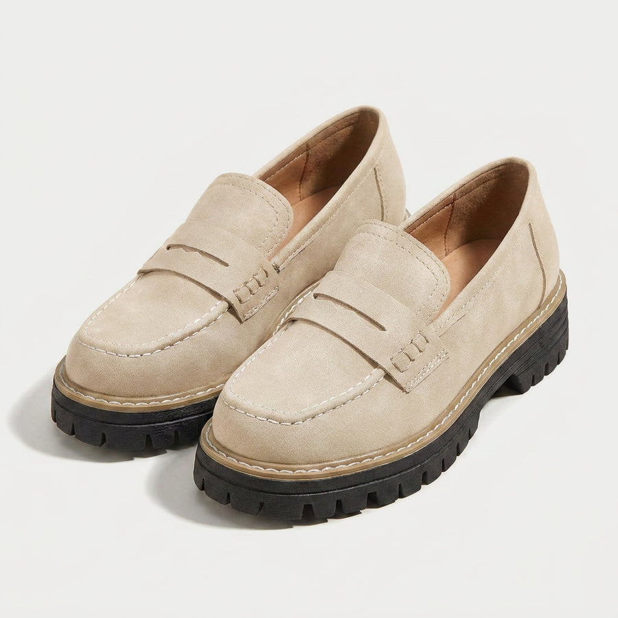 Women's chunky loafers in Cream | Fingest – front view