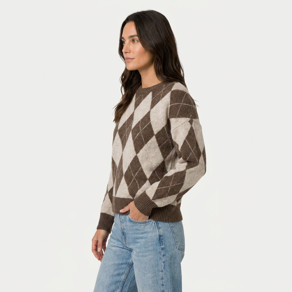 Women's argyle crew neck jumper in Brown | Langtoft – side view