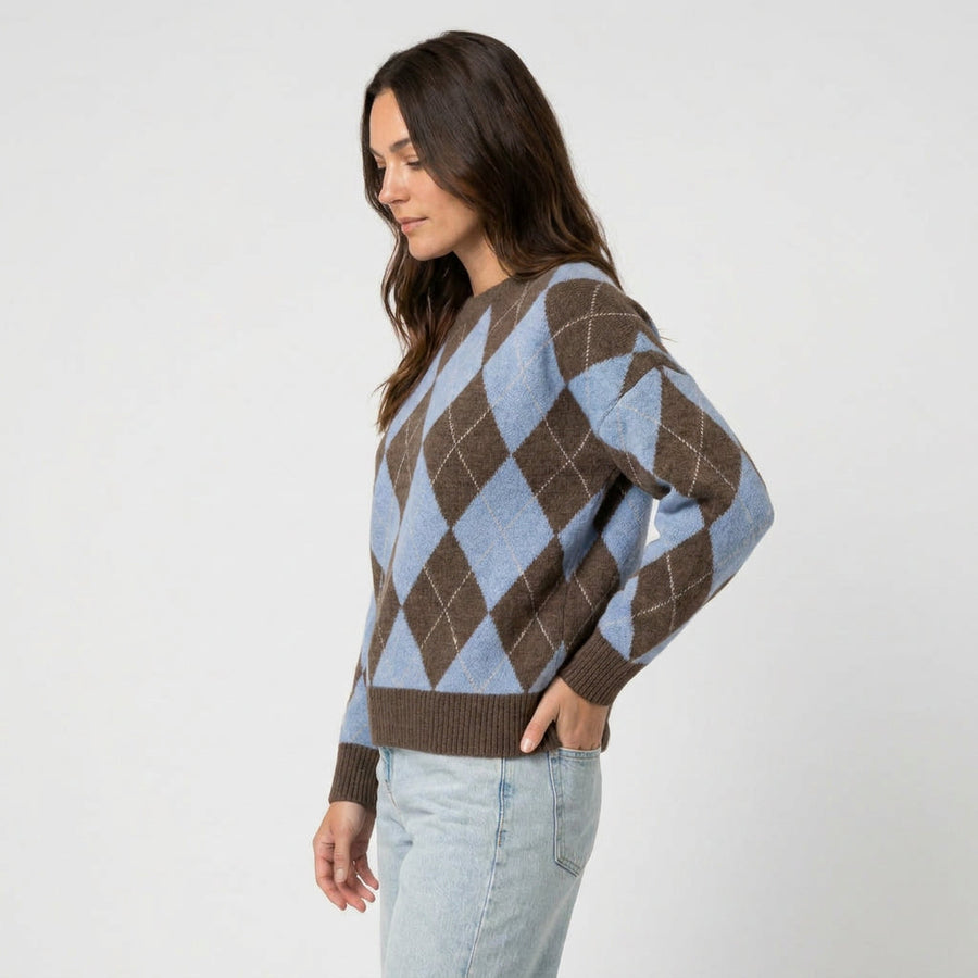 Women's argyle crew neck jumper in Blue | Langtoft – side view