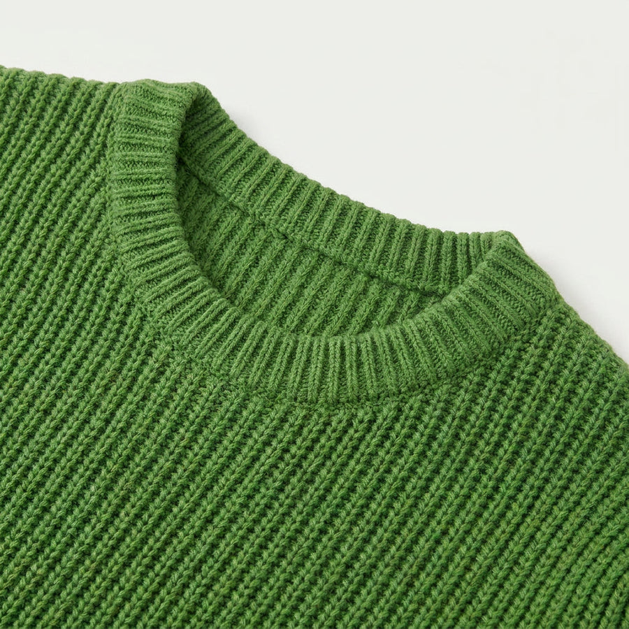 Men's ribbed crew neck jumper in Green | Wigtoft – detail view