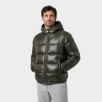 Men's high-shine hooded puffer jacket in Dark Green | Raskelf – front view