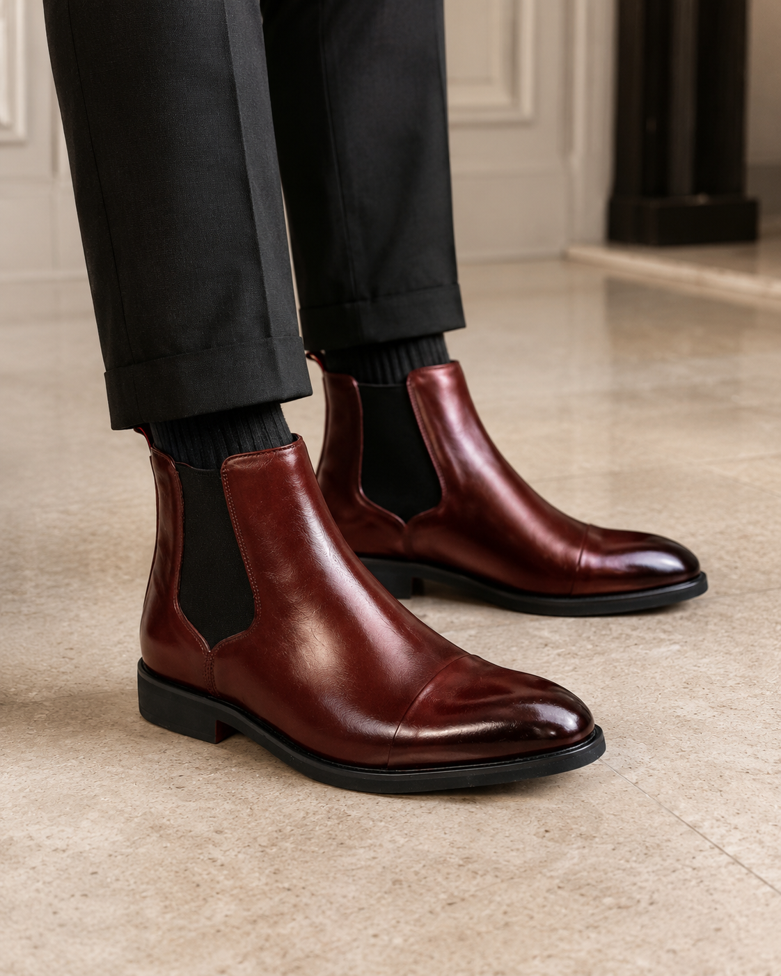 Men's almond toe Chelsea boots with pull tab