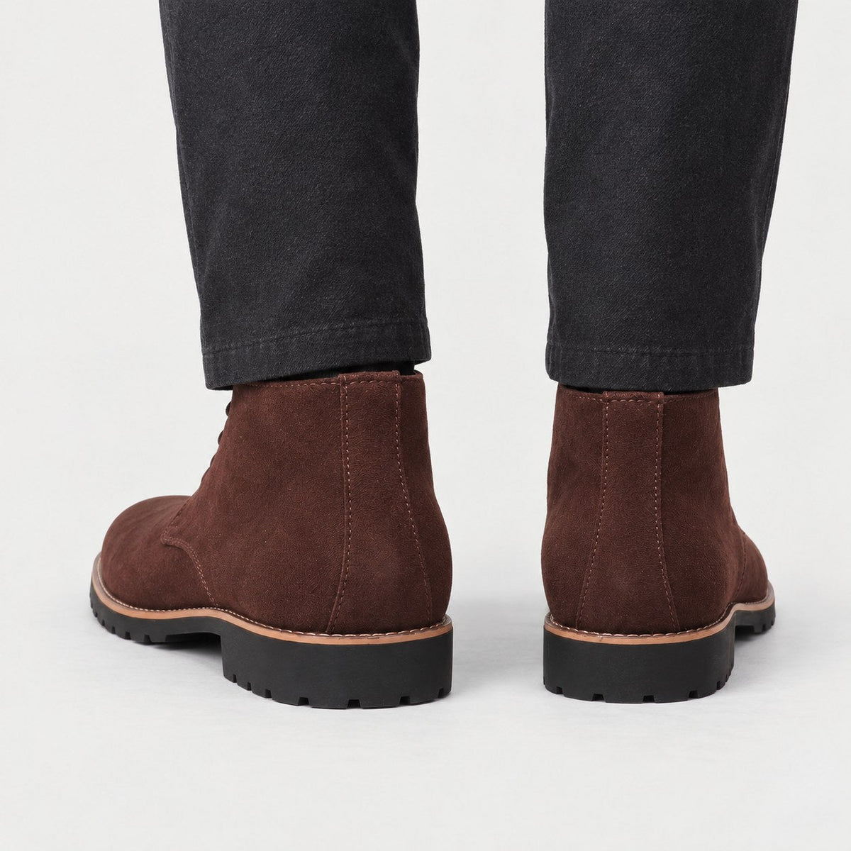 Men's chukka boots in Brown | Tibberton – back view