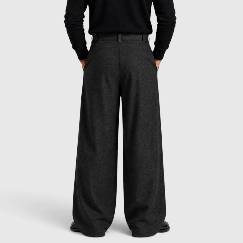 Men's lightweight pleated straight-leg tailored trousers