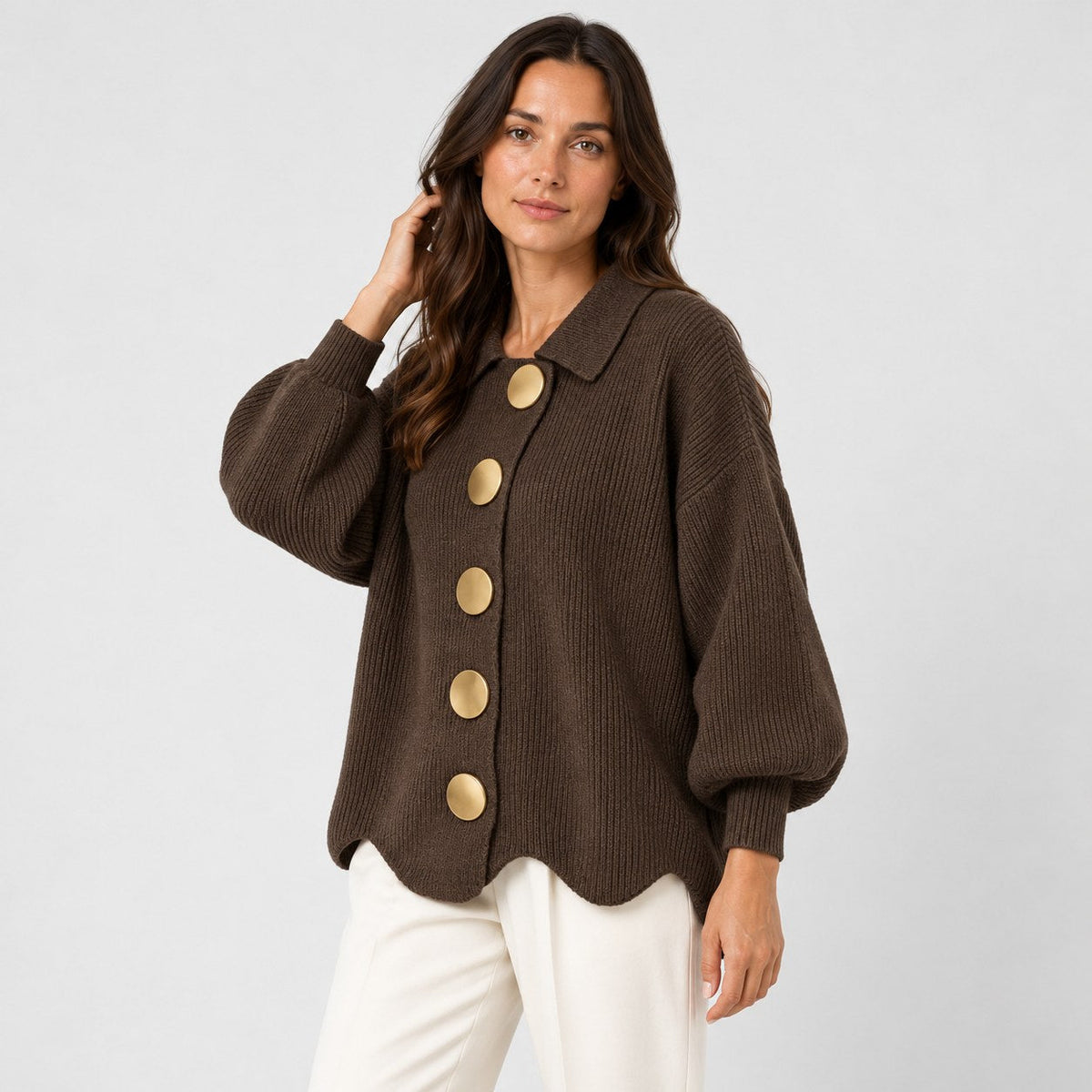 Women's oversized cardigan in Brown | Appletreewick – side view