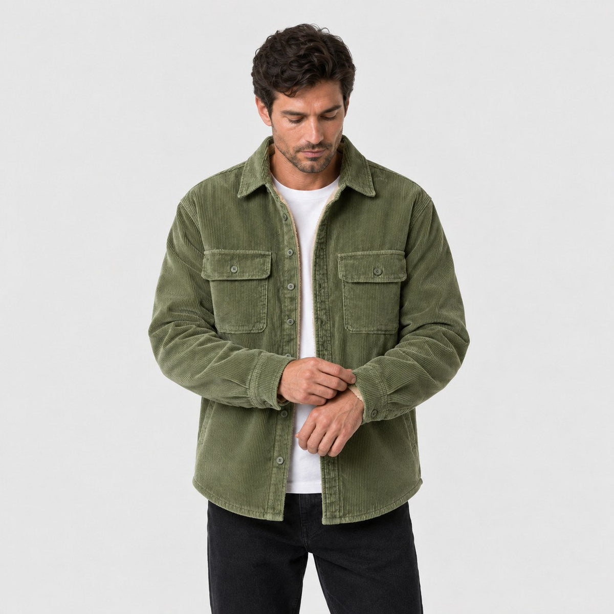Men's corduroy shirt jacket in Moss Green | Ruckinge – front view