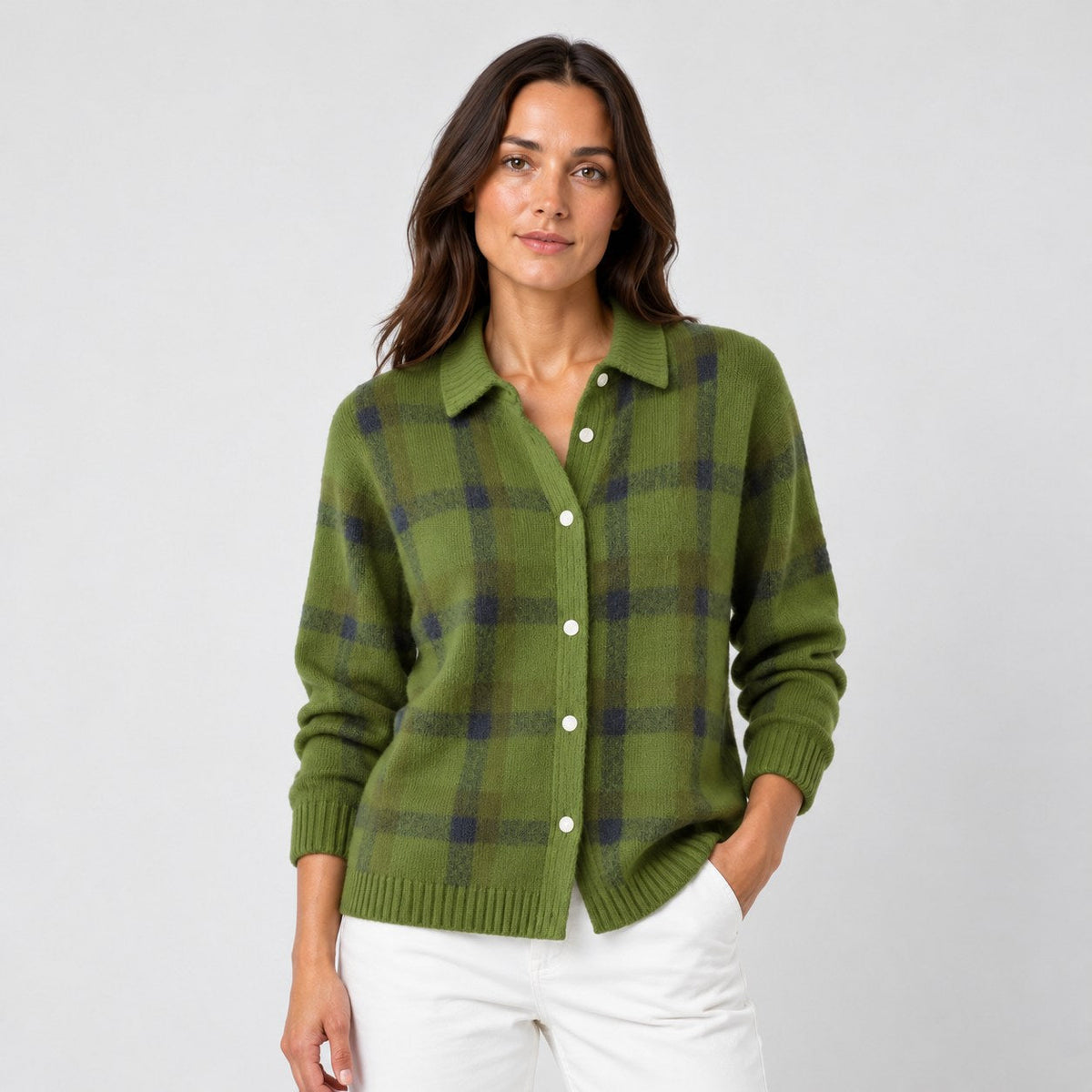 Women's checked knit cardigan with shirt collar in Green | Gunwalloe – front view