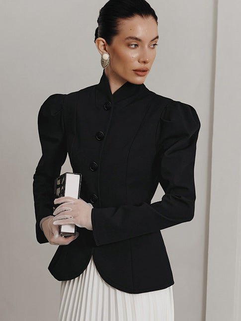Women's fitted tailored blazer with structured shoulders