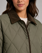 Veste pour femme matelassée à losanges et col en velours côtelé | Painswick