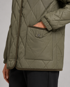 Veste pour femme matelassée à losanges et col en velours côtelé | Painswick
