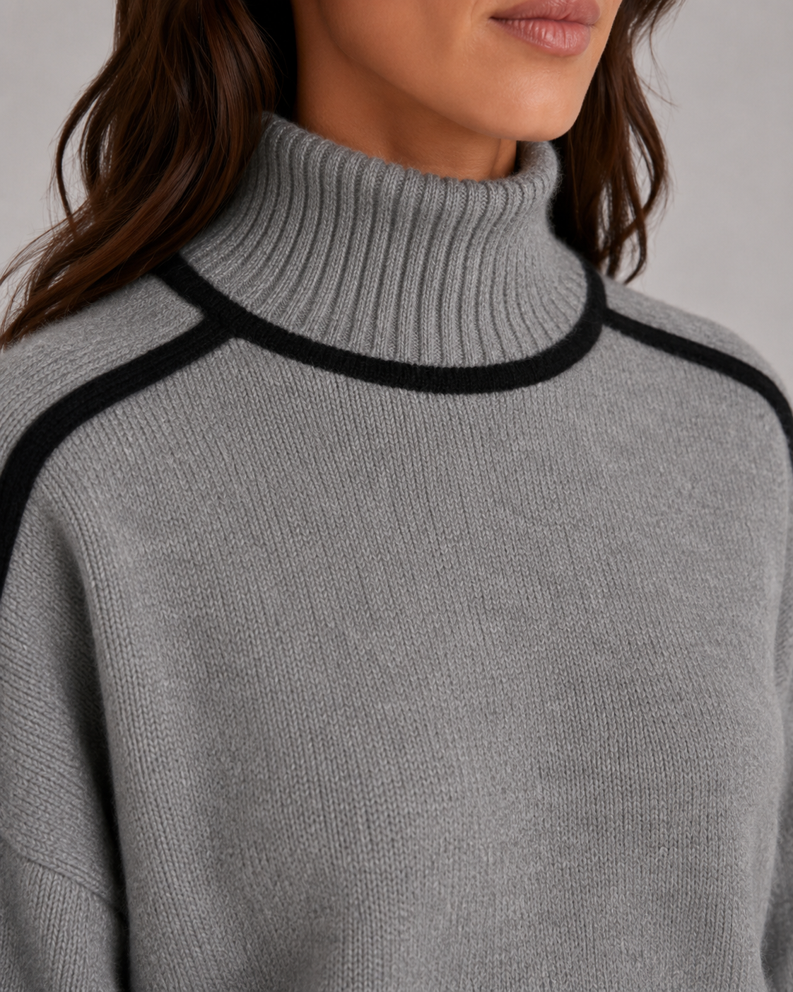 Pull oversize pour femme à col roulé et passepoil contrastant | Sapperton