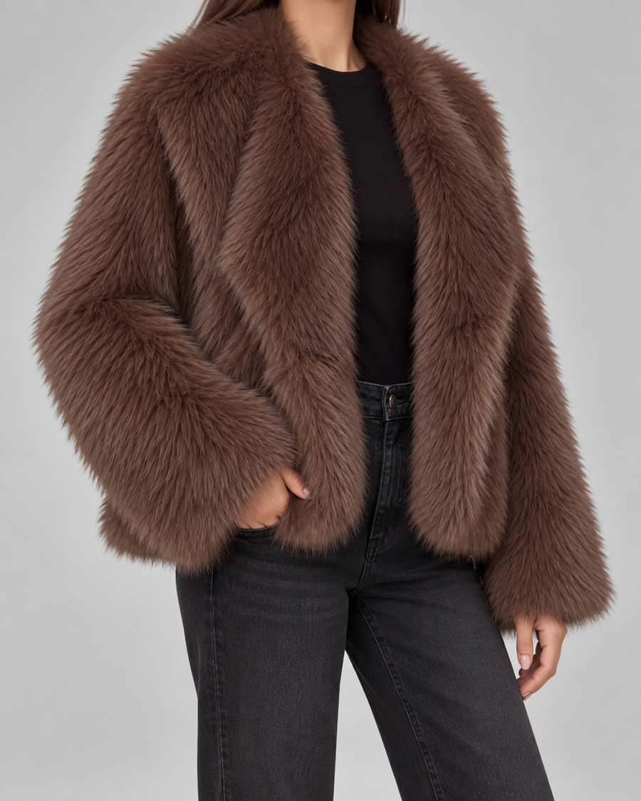 Women's Cropped Faux Fur Jacket with Wide Collar | Woodbridge