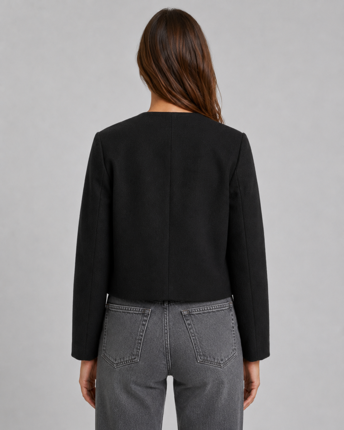 Veste courte sans col pour femme avec boutons dorés | Withington