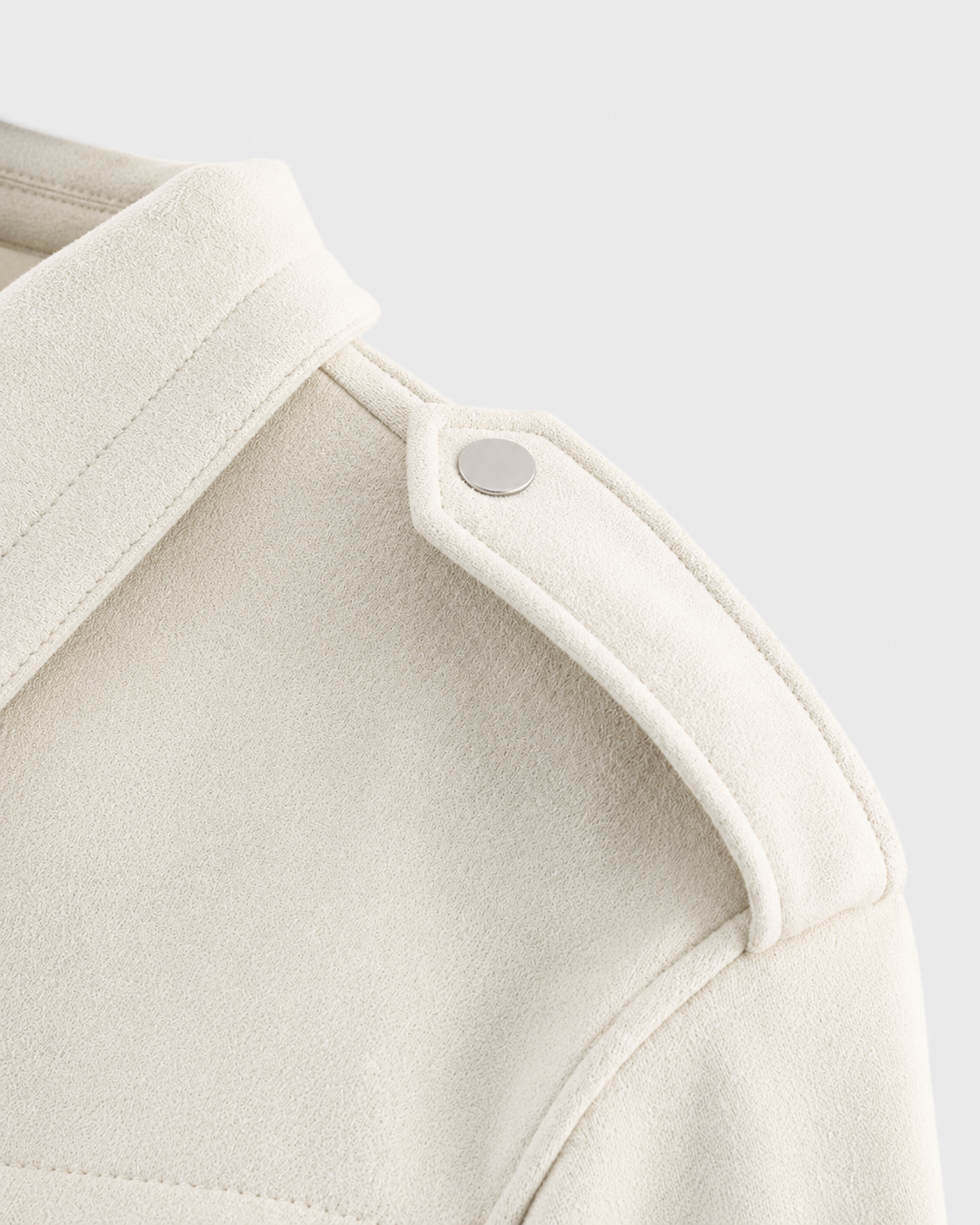 Damska krótka kurtka z imitacji zamszu z kieszeniami z patkami | Eyam