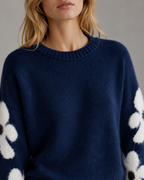 Pull à col rond avec manches à motif marguerites pour femme | Midhurst