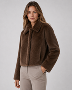 Veste courte en fausse fourrure à col large pour femme | Kempsford
