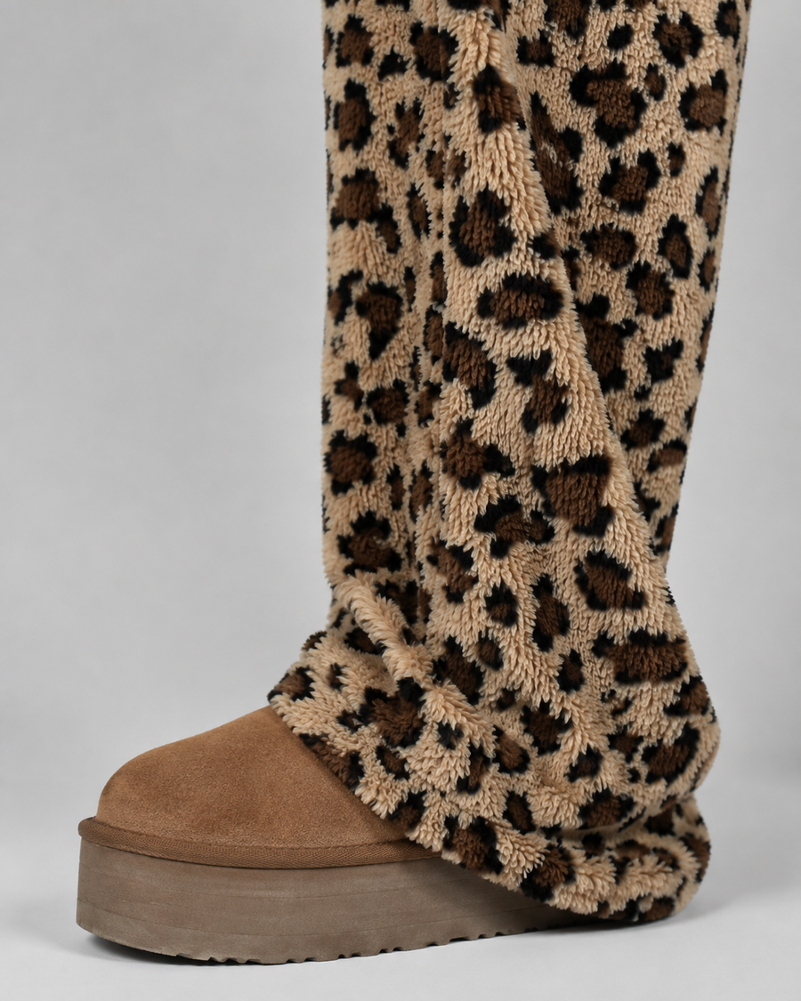 Women's Fuzzy Leopard Print Wide-Leg Joggers | Beaulieu