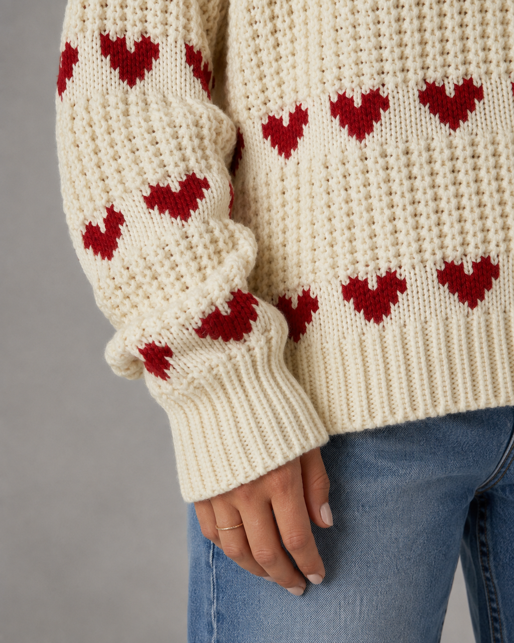 Damski gruby sweter z golfem i wzorem w serca | Henfield
