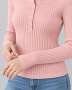 Damski prążkowany top Henley o dopasowanym kroju | Craster