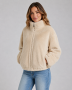 Veste courte en tissu teddy à col cheminée pour femme | Ampney