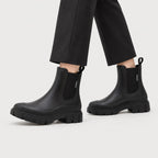 Women's Water-Repellent Chelsea Boots in Black | Lealholm – side view