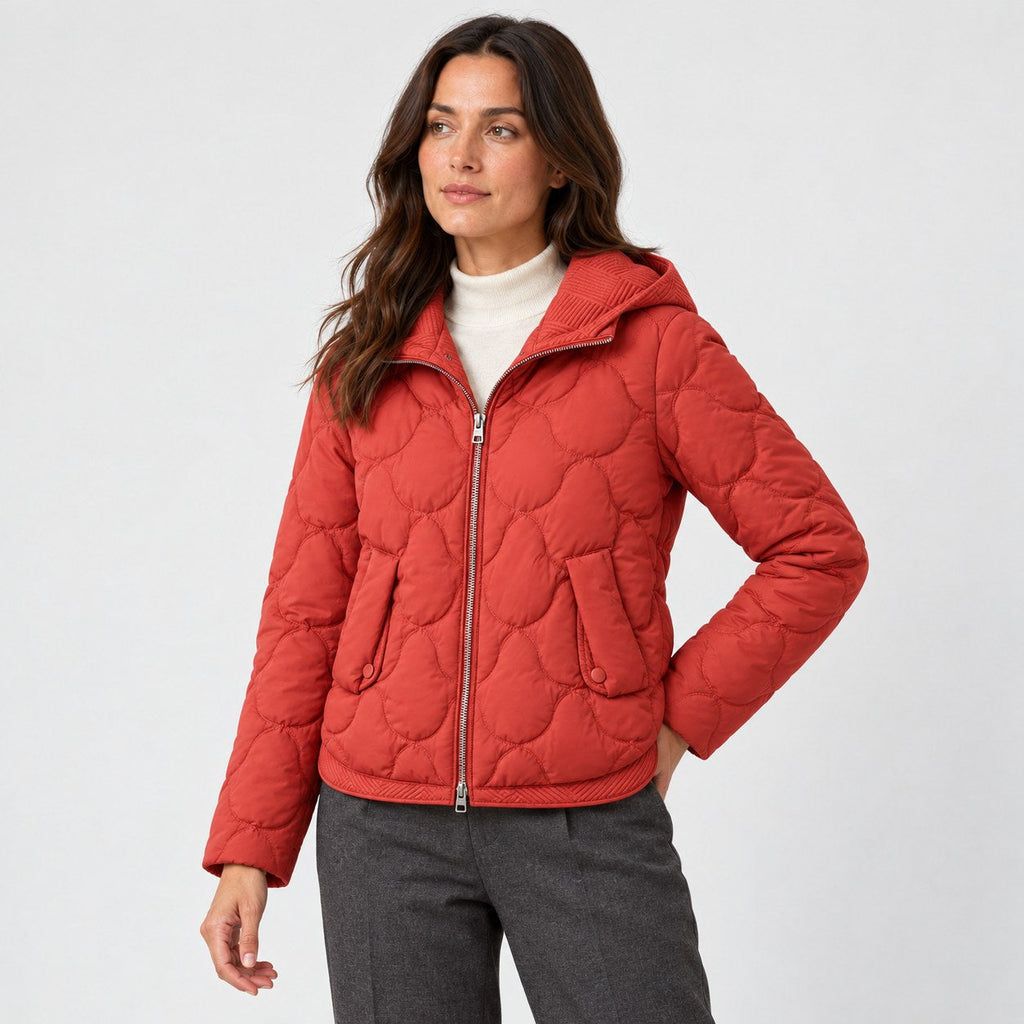 Women's wave-quilted puffer jacket in Red | Hargrave – side view