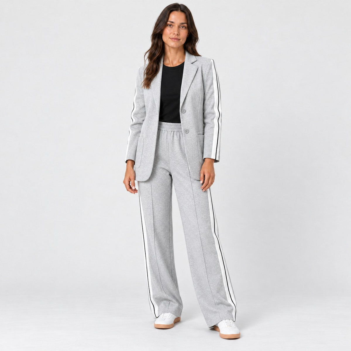 Women's blazer and trouser set in Light Grey | Brockweir – front view